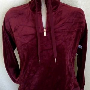 Velvet sweatshirt front zip w/rose colored zipper